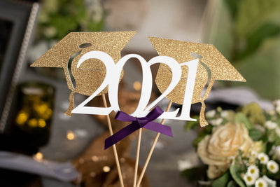 graduation flowers cap roses