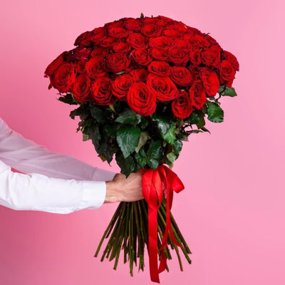 Long stem roses in a box Houston delivery